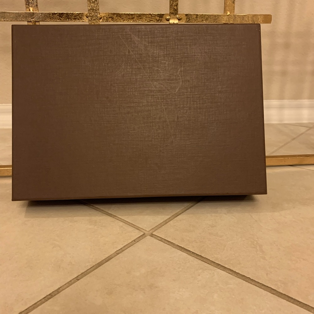Authentic Louis Vuitton Small Box - Picture 3 of 3